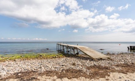 'Anastacia' - 75m from the sea 5