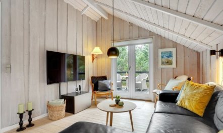 'Rumena' - 800m from the sea 6