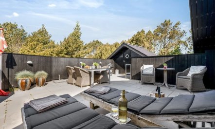 'Rumena' - 800m from the sea 2