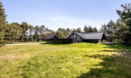 'Rumena' - 800m from the sea 1