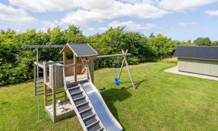 'Ano' - 950m from the sea 4