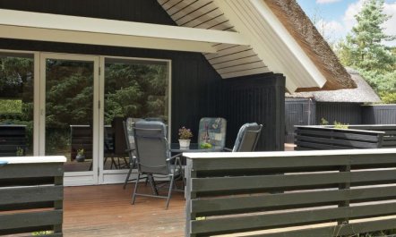 'Patrik' - 1.4km from the sea 6