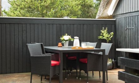 'Patrik' - 1.4km from the sea 5