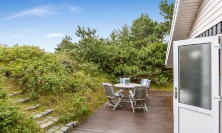 'Tineke' - 800m from the sea 4