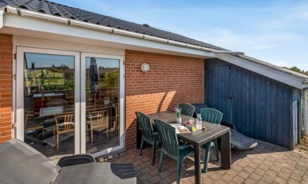 'Anita' - 500m from the sea 2