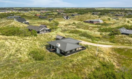 'Iken' - 500m from the sea 4