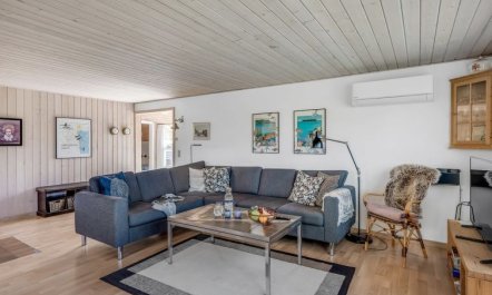 'Tedora' - 300m from the sea 2