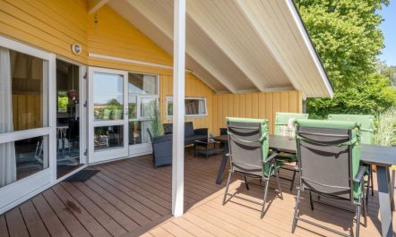 'Hwiting' - 200m from the sea 6