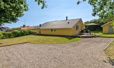 'Hwiting' - 200m from the sea 3