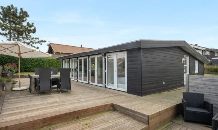 'Elain' -  from the sea 7