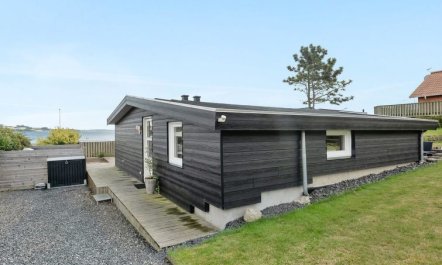 'Elain' -  from the sea 6