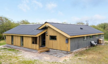 'Arona' - 1.5km from the sea