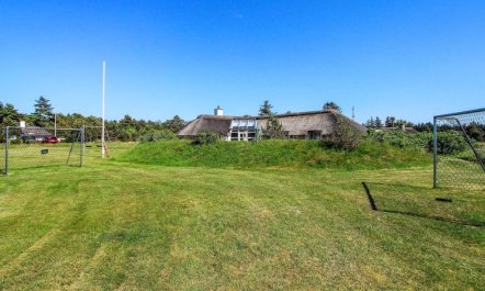 'Annalise' - 1km from the sea 5