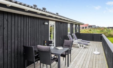 'Erza' - 500m from the sea 7