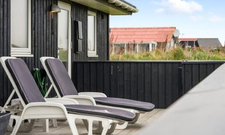 'Erza' - 500m from the sea 5