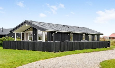 'Erza' - 500m from the sea 4