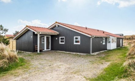 'Petkana' - 700m from the sea