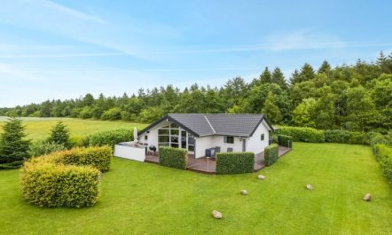 'Naimi' - 30km from the sea