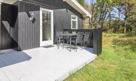 'Galathea' - 800m from the sea 4