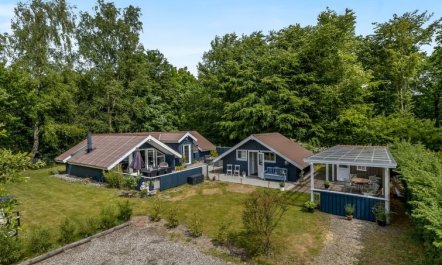 'Fenna' - 30km from the sea