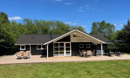 'Tyki' - 12km from the sea