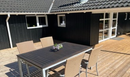 'Tyki' - 12km from the sea 6