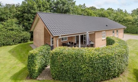 'Najdenka' - 25km from the sea