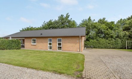 'Najdenka' - 25km from the sea 4