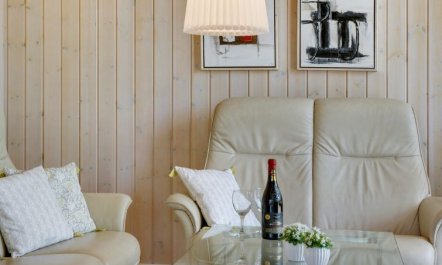 'Ebbi' - 36km from the sea 5