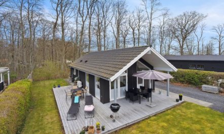 'Gunholm' - 150m from the sea 2