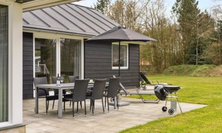 'Human' - 10.5km from the sea 5