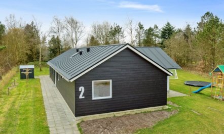 'Human' - 10.5km from the sea 2