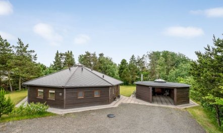 'Reiner' - 300m to the fjord