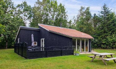 'Amanda' - 30km from the sea