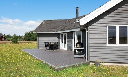 'Karmen' - 300m to the fjord 6