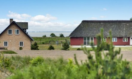 'Karmen' - 300m to the fjord 2