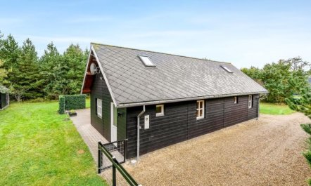 'Yvonna' - 350m to the fjord 3