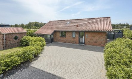 'Donka' - 300m to the fjord 6