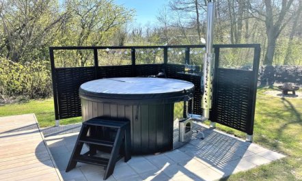 'Gustaf' - 400m to the fjord 4