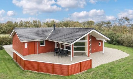 'Elsemarie' - 1.4km to the fjord