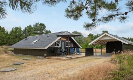 'Torbjörn' - 1.1km from the sea 7