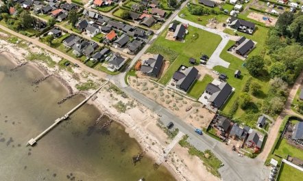 'Eino' - 30m from the sea 4