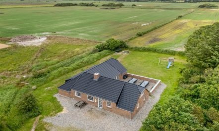 'Botmar' - 1.5km from the sea 2