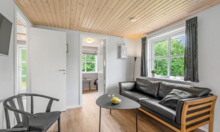 'Roland' - 200m to the fjord 7