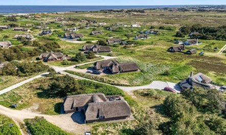 'Stella' - 700m from the sea