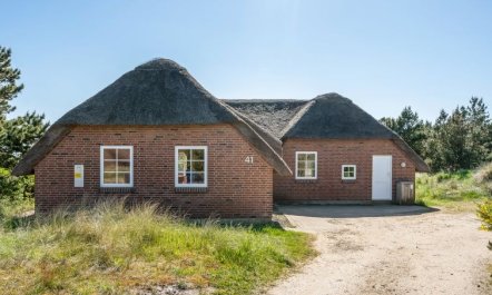 'Stella' - 700m from the sea 7