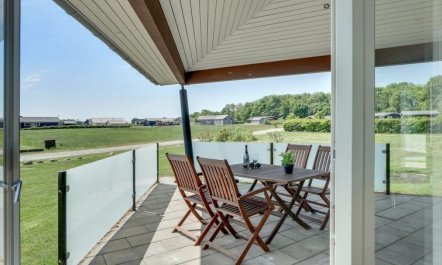 'Helena' - 250m from the sea 6