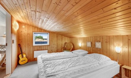 'Julan' - 600m from the sea 1