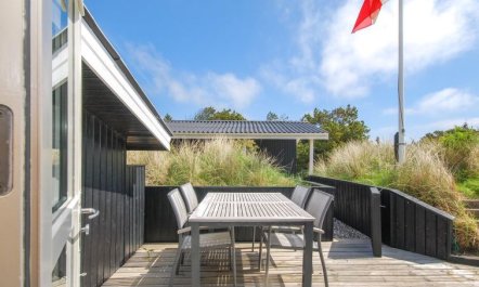 'Julan' - 600m from the sea 3