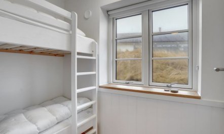 'Annelouise' - 100m from the sea 7